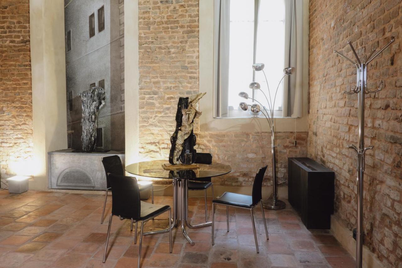 Foresteria Palazzo Guazzoni Zaccaria Cremona Esterno foto