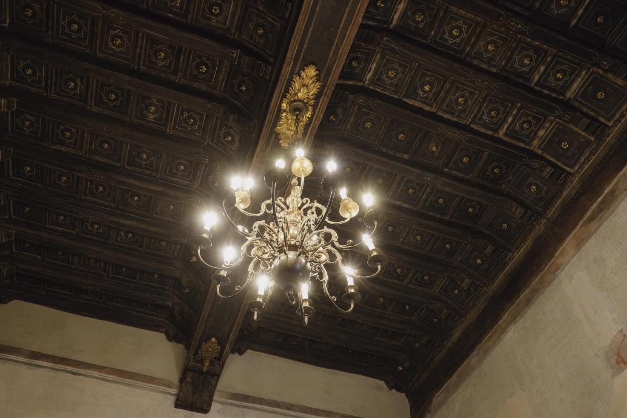 Foresteria Palazzo Guazzoni Zaccaria Cremona Esterno foto