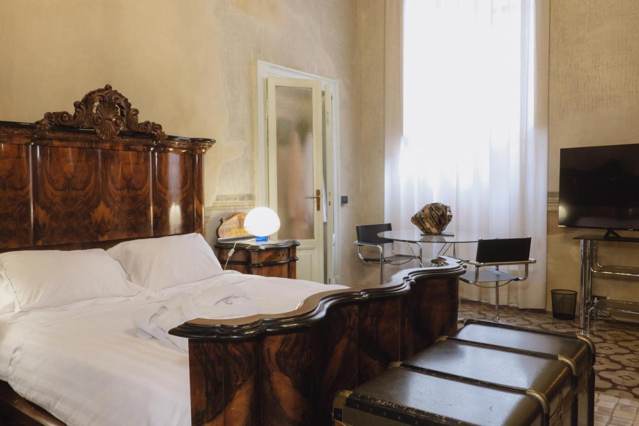 Foresteria Palazzo Guazzoni Zaccaria Cremona Esterno foto